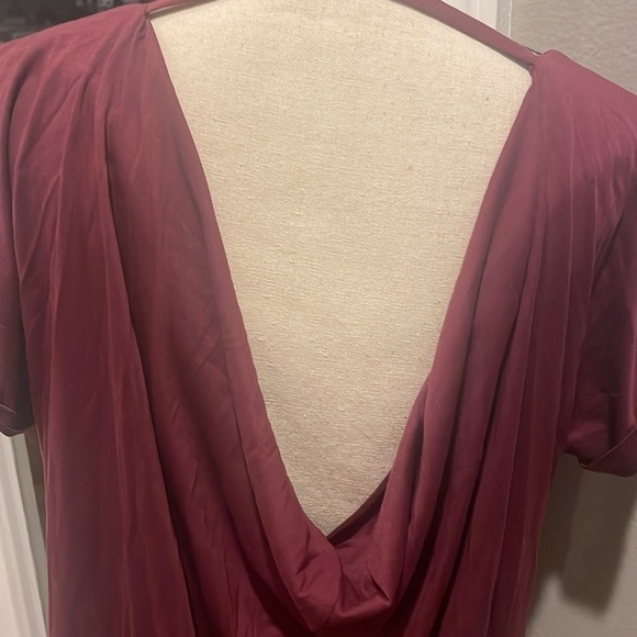 EUC Miami Burgundy Blouse with Open Back Size medium - Picture 4 of 6